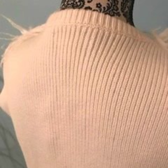 Fluttery - Picture 4 of 5